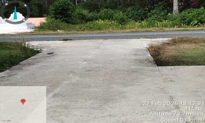 
 Jalan Menuju Kantor Desa Tanjung Pereppat Dibangun di Atas Safety Tank, Warga Soroti Keamanan